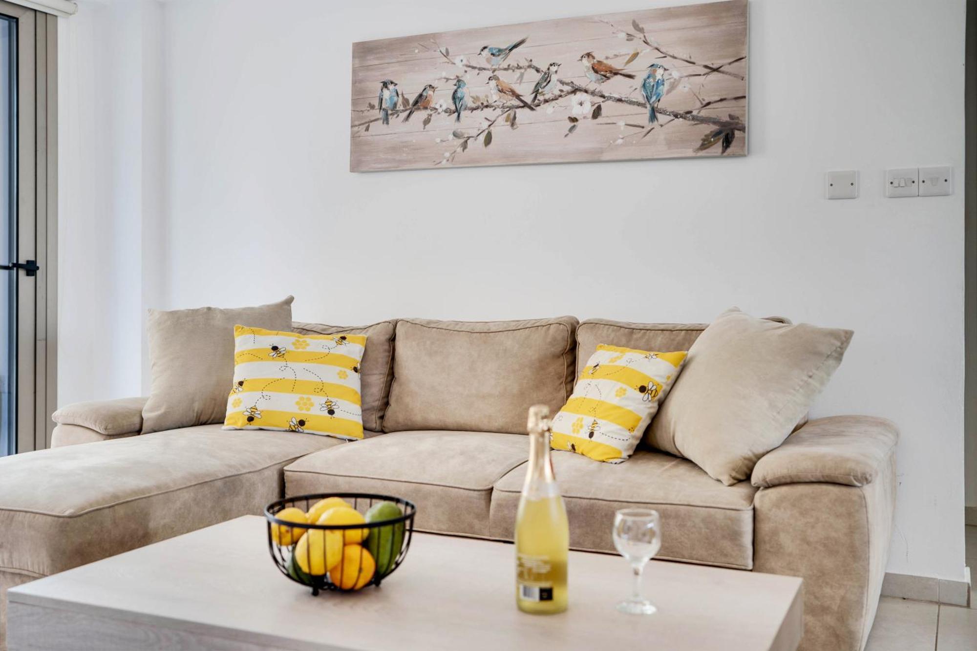 Lemon Paradise City Centre 200M From Beach Larnaka Exterior foto